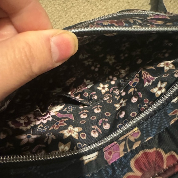 Vera Bradley Triple Zip Hipster Performance Twill in Garden Dream - Picture 2 of 7